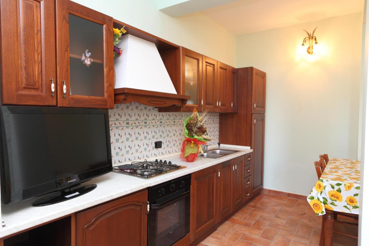 Sikelios Apartments Cefalu Exterior photo