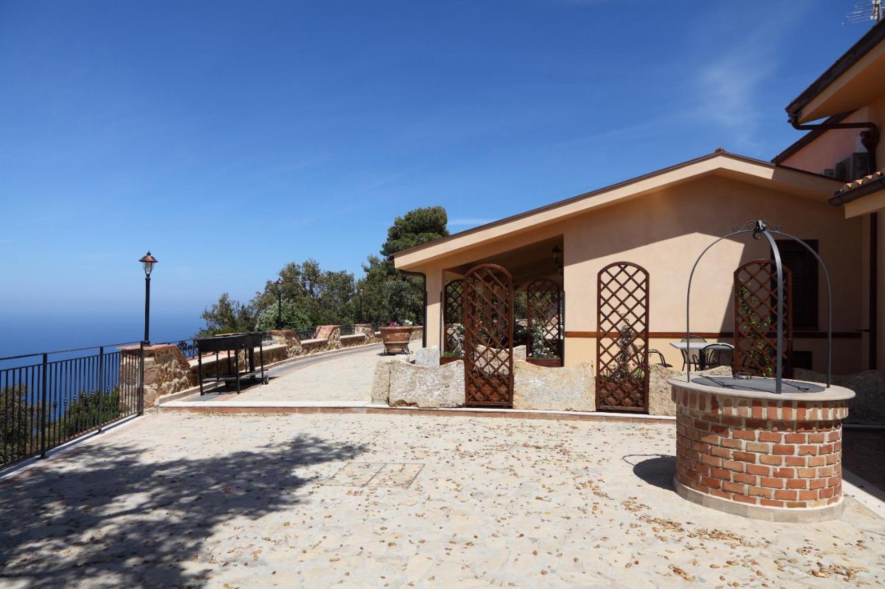 Sikelios Apartments Cefalu Exterior photo