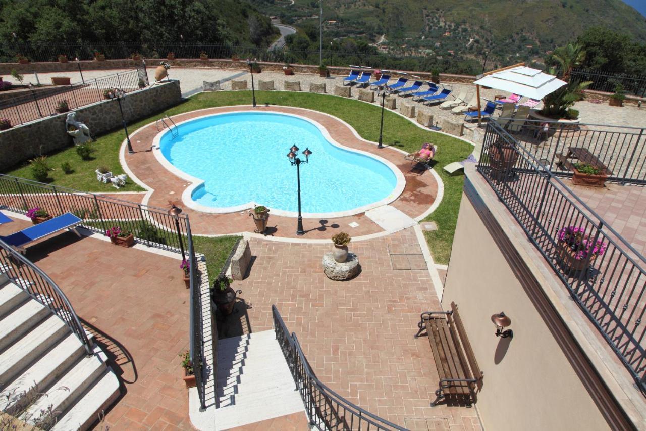 Sikelios Apartments Cefalu Exterior photo